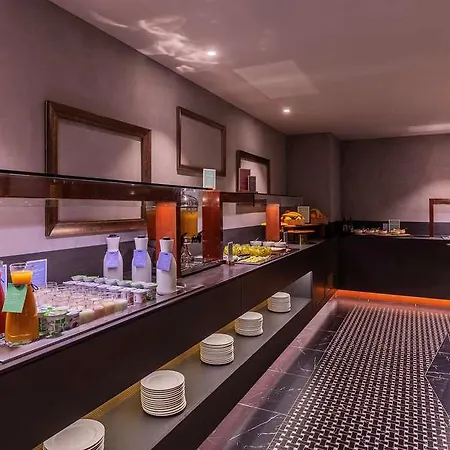 ホテル Barcelo 4*